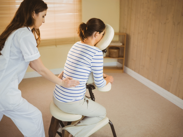 Wat zijn de voordelen van een bedrijfsstoelmassage?